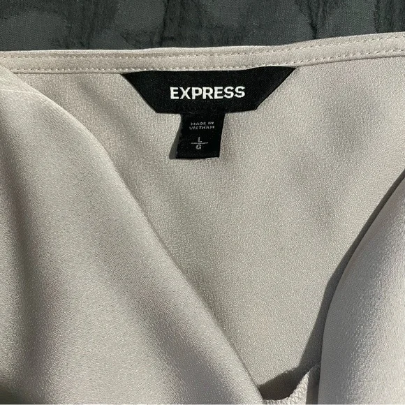 Like New Womans Express Silk Camisole - Picture 3 of 5